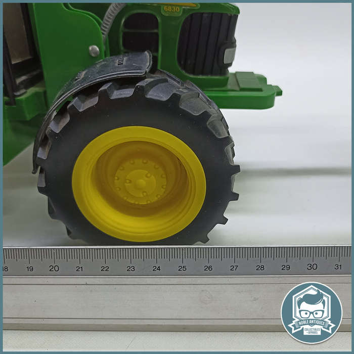 LARGE ERTL Britains Big Farm John Deer Tractor Front Loader!!!