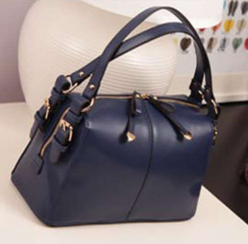 Retro ladies bag. copy zara design. medium size. Blue color. Stock in ZA