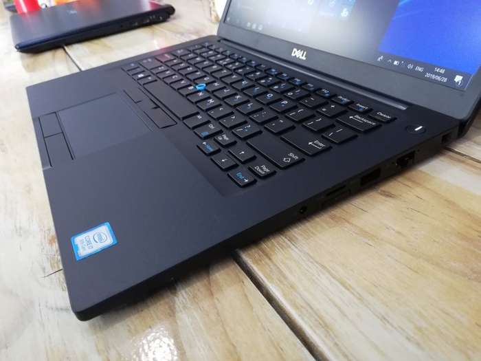 (HyperBook) Dell Latitude 7490 Core i7-8650U/ 512GB SSD/ 16GB DDR4L/ UHD 620/ FHD / Warranty 2022