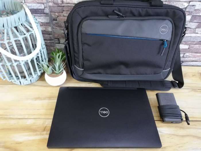 (HyperBook) Dell Latitude 7490 Core i7-8650U/ 512GB SSD/ 16GB DDR4L/ UHD 620/ FHD / Warranty 2022