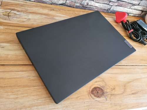 2022 Lenovo IdeaPad V15 G2 Core i5 11th Generation Premium Laptop/ 8GB DDR4/ 256GB NVMe/ FHD 1080p