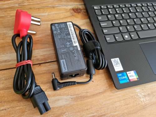 2022 Lenovo IdeaPad V15 G2 Core i5 11th Generation Premium Laptop/ 8GB DDR4/ 256GB NVMe/ FHD 1080p