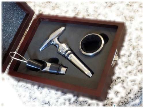 FATHER'S DAY SPECIAL!!!  3 Piece Wine Stopper Set