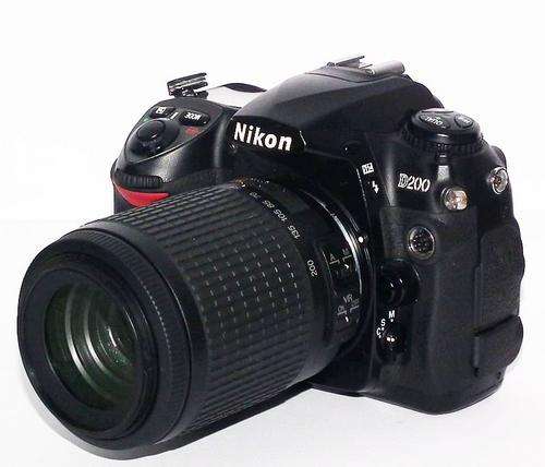 Nikon D200 with Nikon 55-200mm f/4.5-5.6G ED VR AF-S DX Nikkor Zoom Lens
