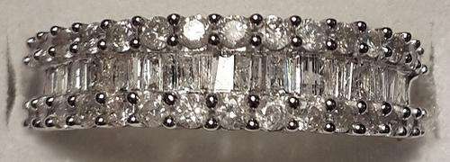 Ultra Unique Diamond Band / Crazy R1 Auction