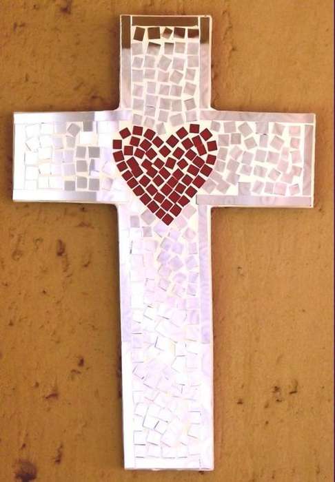 Red heart with plain mosaic cross