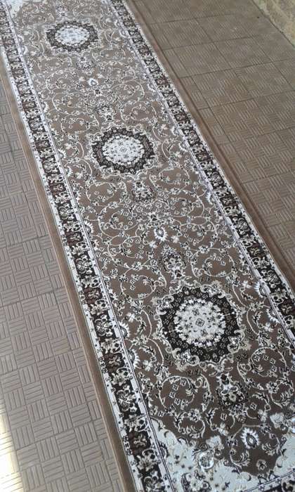 Runner carpet