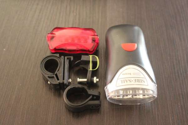 Waterproof 4 LED Bike Bicycle Front Head Lamp +Rear Light