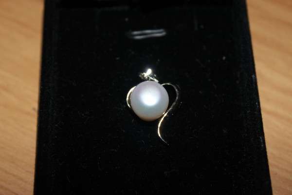 8-10 mm  pearl Pendant