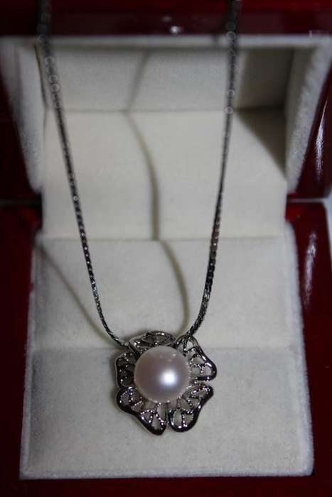 8-9mm pearl Pendant