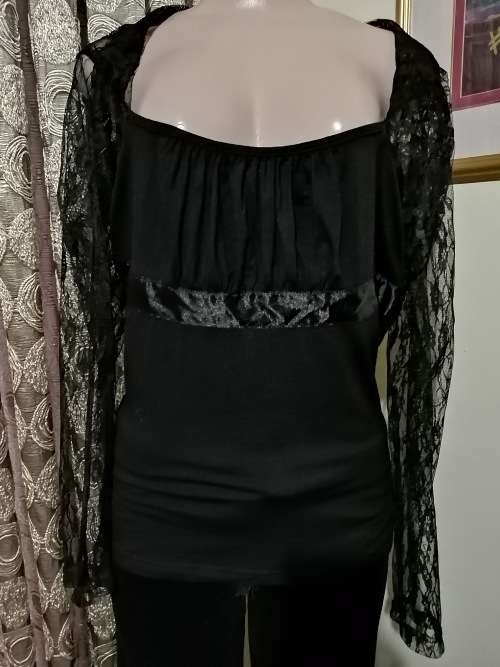Black Top With Lace Sleeves