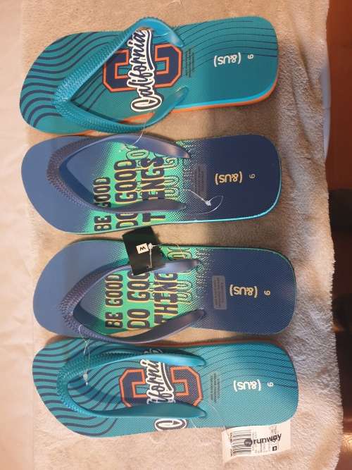 Green Print Flip Flops 2 Pack