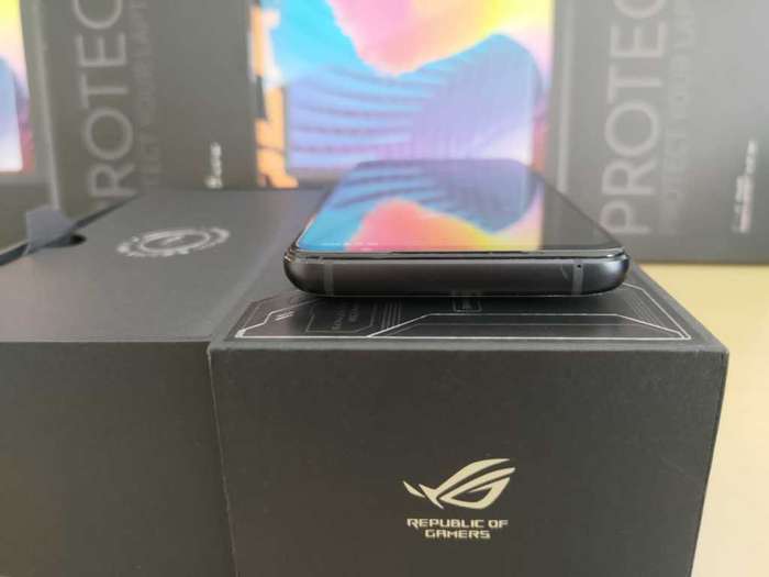 Asus Rog 7 - 12GB RAM GAMING PHONE (Global Rom)