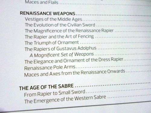THE ILLUSTRATED HISTORY OF WEAPONS - SWORDS , SPEARS & MACES - DAVID SOUD (  weight 1 kg )