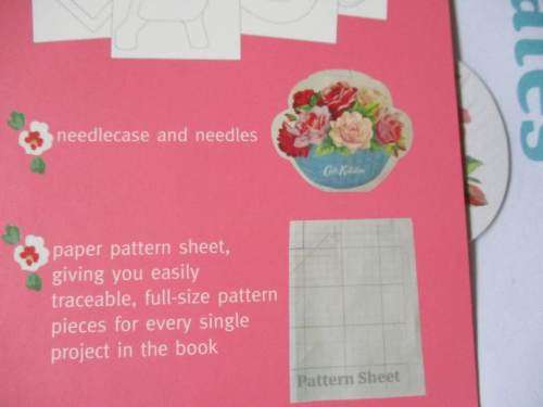 SEW - OVER 40 SIMPLE SEWING PROJECTS - CATH KIDSTON