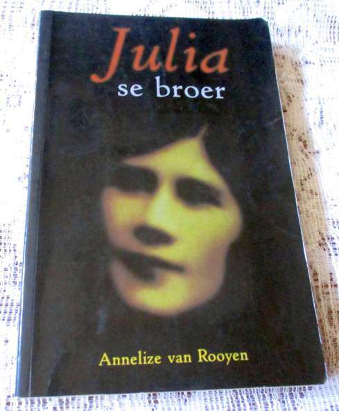 JULIA SE BROER - ANNELIZE VAN ROOYEN