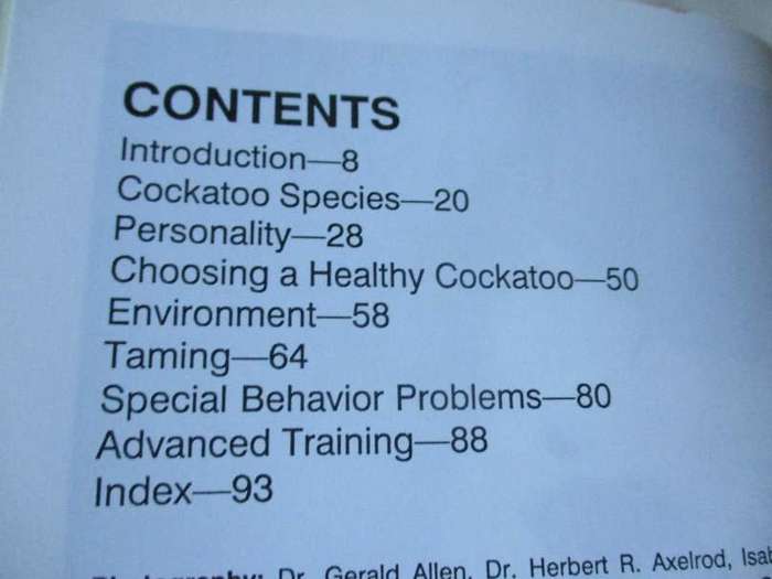 TAMING AND TRAINING COCKATOOS - RISA TEITLER