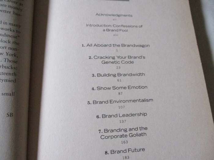 A NEW BRAND WORLD - 8 PRINCIPLES FOR ACHIEVING BRAND LEADERSHIP IN THE 21ST CENTURY - SCOTT BEDBURY