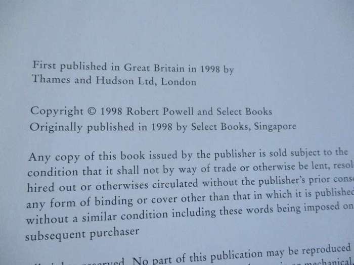 THE URBAN ASIAN HOUSE - LIVING IN TROPICAL CITIES - ROBERT POWELL