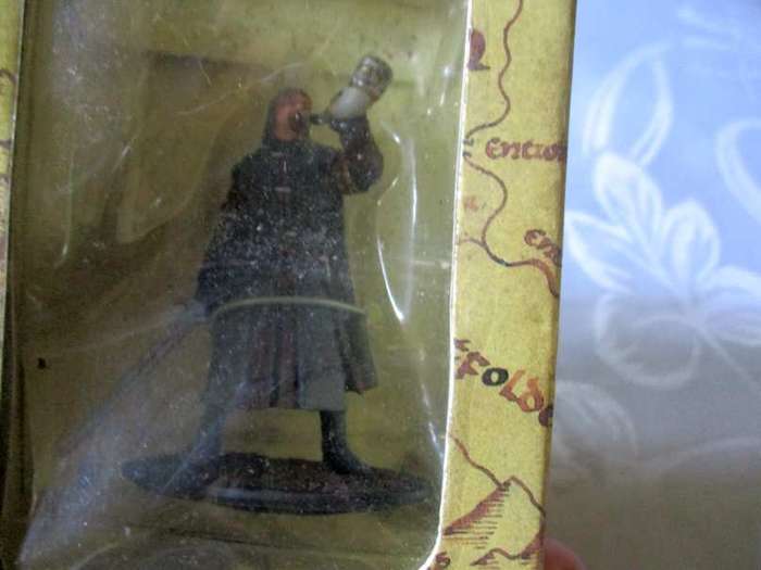 BOROMIR   - LORD OF THE RINGS FIGURINE