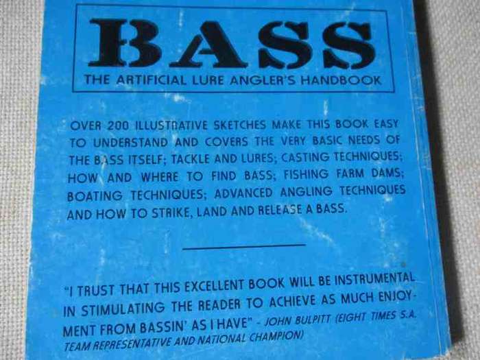 BASS - THE ARTIFICIAL LURE ANGLER`S HANDBOOK - LEON GOODMAN