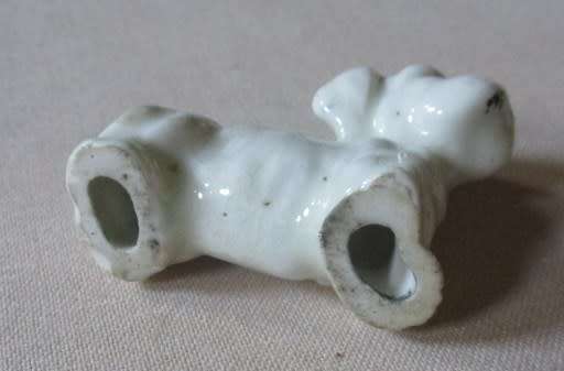 VINTAGE WHITE TERRIER - ORNAMENT