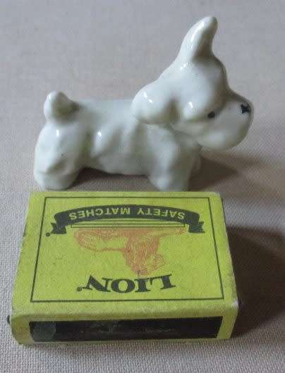 VINTAGE WHITE TERRIER - ORNAMENT