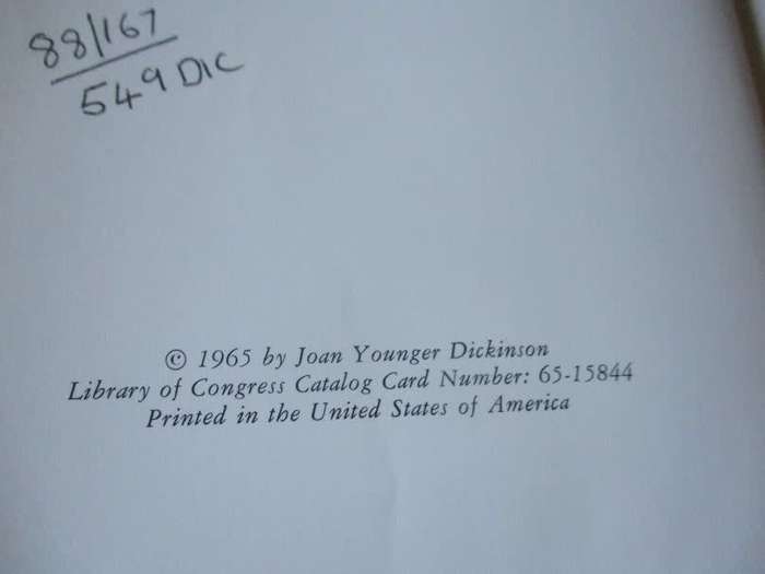 THE BOOK OF DIAMONDS - THEIR HISTORY AND ROMANCE FROM ANCIENT INDIA TO MODERN TIMES - JOAN YOUNGER .