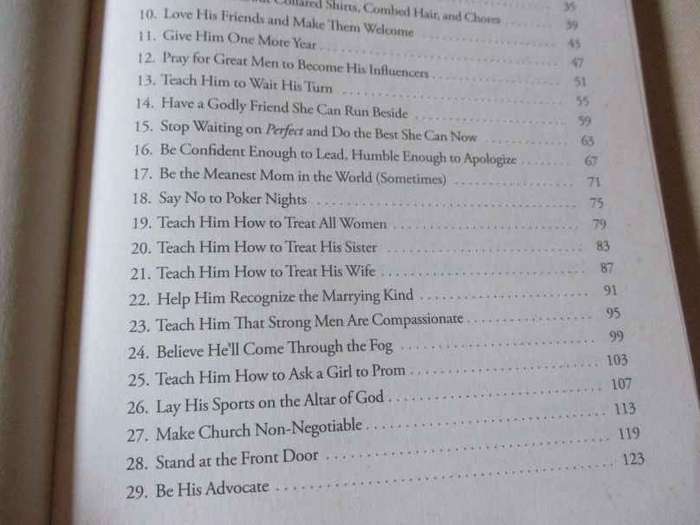 52 THINGS SONS NEED FROM THEIR MOMS - ANGELA THOMAS