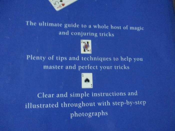 THE MAGIC BOOK - MASTER THE MYSTERIES OF OVER 150 MAGIC TRICKS - EDITED BY LYDIA DARBYSHIRE