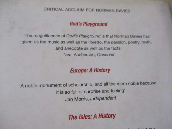 EUROPE AT WAR 1939 - 1945 - NO SIMPLE VICTORY - NORMAN DAVIES