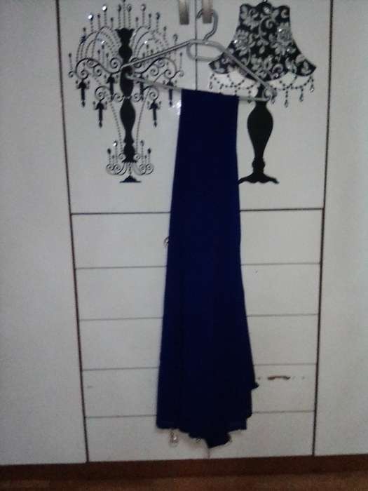Stunning royal blue Indian outfit