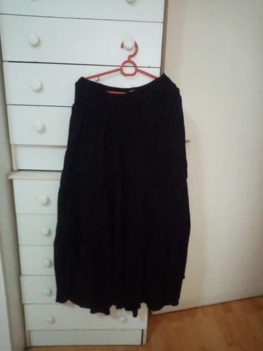 Black long ruffle maternity skirt size 36