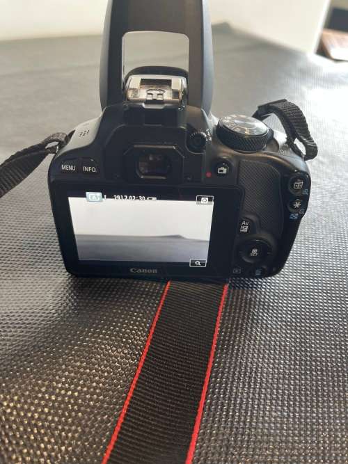Canon EOS 100D   FULL HD PROFFESSIONAL  TOUCH SCREEN  | 18-55mm Lens KIT | 18 MP WITH 2 BATTERIES