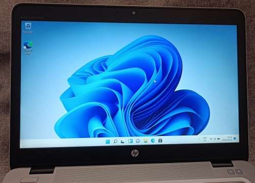 HP EliteBook 840 G3, Intel i5-63U@2.5GHz, 12GB RAM, 256GB SSD, 5000GB HDD