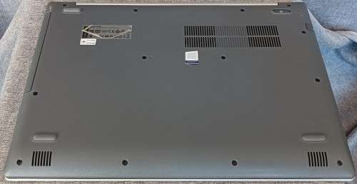 Lenovo IdeaPad 320, Intel 8th Gen i5-8250U@1.6GHz, AMD Radeon 530 Graphics, FHD display, 500GB SSD