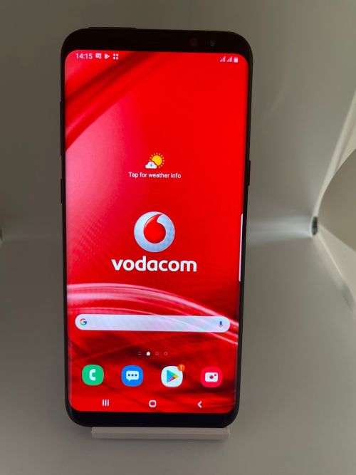 SAMSUNG 8+ DUAL SIM 4GB RAM 64GB MEMORY MINT CONDITION