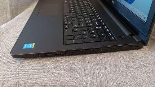 Dell Inspiron 3558, Nvidia 920M GPU, Intel i5-5200U@2.2GHz,8GB RAM, 1TB HDD, 15.6` HD Display, Win11