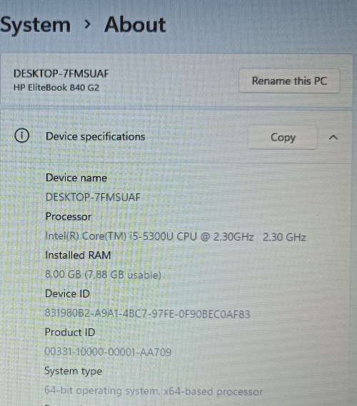 HP EliteBook 840G2, Intel i5-5300U@2.3GHz, 8GB RAM, 240GB SSD, 14` HD(1366x768) Display, Windows 11