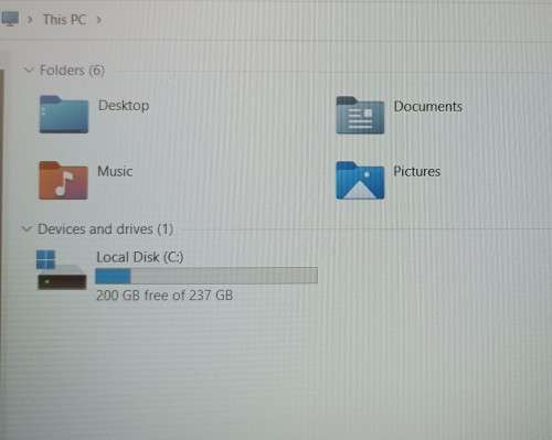 Dell Latitude 5590, 8th Gen i5-8250U@1.6GHz, 16GB RAM, 256GB m.2 SSD, 15.6` FHD Display, Win 11