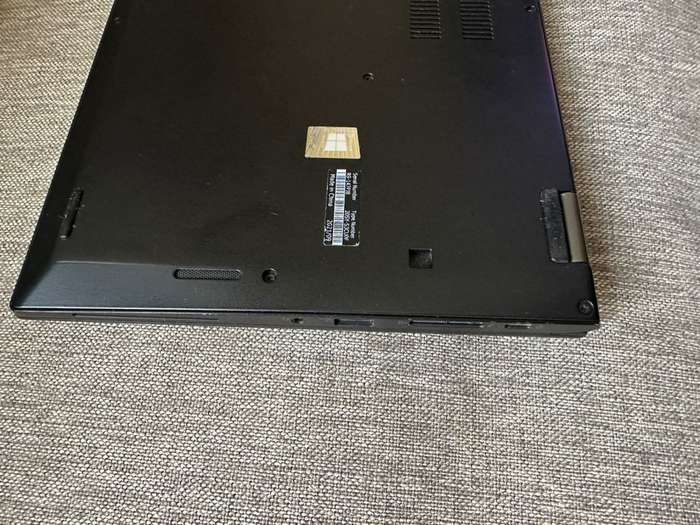 LENOVO X13  Yoga Gen 1 LTE HDR Display With S pen i5 Touch 16gb Ram 512gb ssd With lenovo Warranty