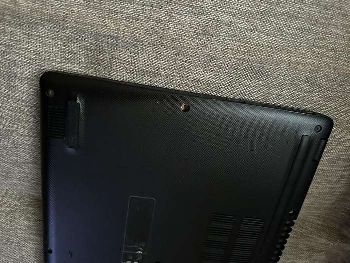 ACER A315-54K CORE I3 8TH GEN 8GB RAM 256GB SSD PLEASE READ