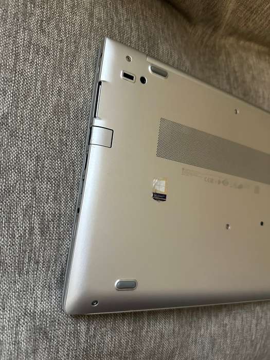 **BARGAIN BUY** HP ELITEBOOK 840 CORE i7, 16GB RAM, 256SSD, FHD, LTE -WORTH R15k -GRAB IT@R5499!!!!!