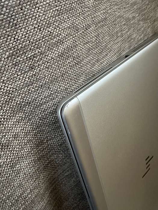 HP EliteBook 840 G5  8th Gen i7-8550U@1.9GHz, 8GB RAM, 256GB SSD,UHD GRAPHICS 620 FHD Display LTE