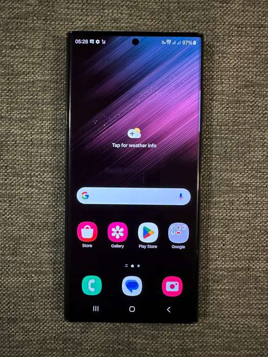 Samsung Galaxy S22 Ultra 5G 12GB Ram 256GB Dual Sim Mint