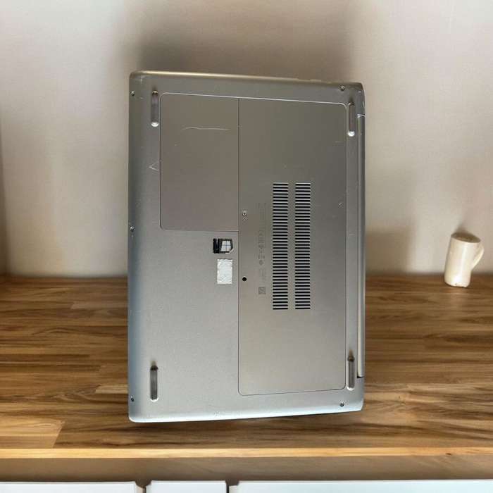 HP ProBook 450 G5  Core i7-8550U, 8GB RAM, 256GB NVMe SSD,, 15.6` FHD Display NVIDIA GEFORCE 930MX