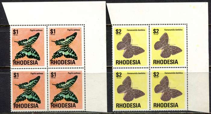 Rhodesia - 12 Top Right Corner Blocks of 4  - White Gum - 1976 - MNH
