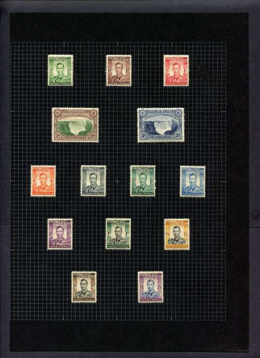 Southern Rhodesia - 14 Stamps Mounted (Hinged) On Album Page