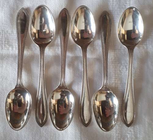 ANTIQUE SET OF 6 SILVER PLATED TEA SPOONS IN PRISTINE CONDITION