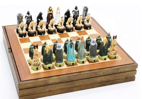 Lord of the Rings Character Themed Chess Set with Wooden Board